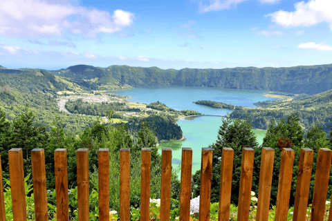 Ponta Delgada: Sete Cidades & Fire Lake Shore Excursion