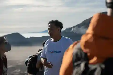 From Surabaya or malang : Mount Bromo Sunrise Guided Tour