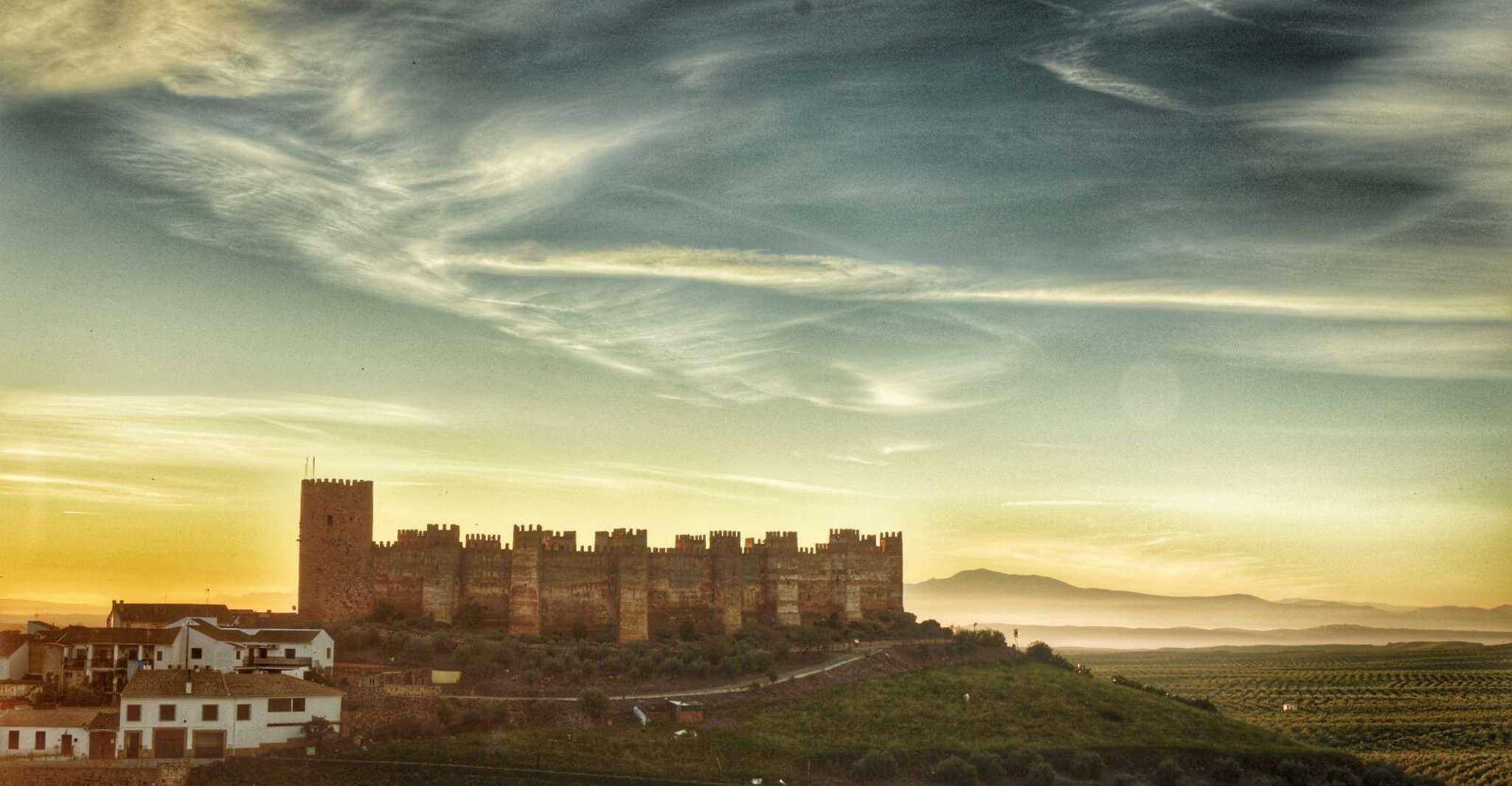 Ruta guiada por el Castillo de Baños de la Encina - Housity