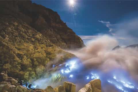 From Yogyakarta: Mount Bromo and Ijen Crater 3-Day Tour