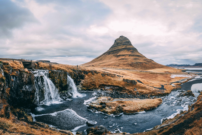 Reykjavik: 8-dagars rundtur på Island i en liten gruppReykjavik: Vinter 8-dagars Small Group Circle of Iceland Tour