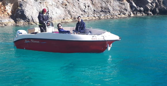 Porto Vromi: Navagio Beach & Blue Caves Private Boat Tour