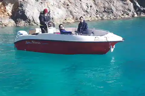Porto Vromi: Navagio Beach & Blue Caves Private Boat Tour