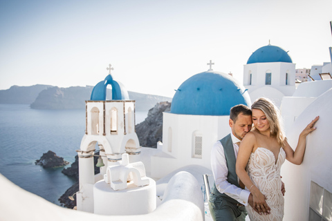 Santorini photography tour in Oia Village for 1,5 hour