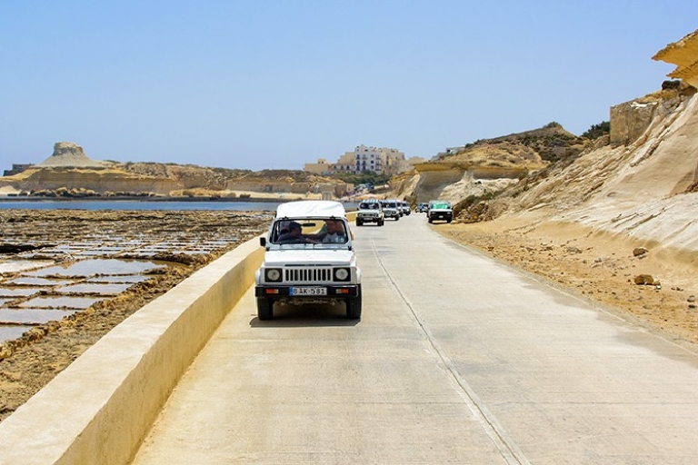 Gozo: Jeep Safari mit Mittagsbuffet & Wein - TagestourFührung auf Englisch