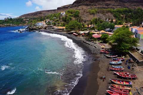 Santiago Island: Highlights of Cidade Velha with Local Guide