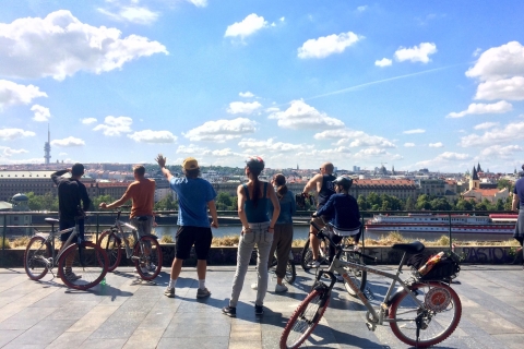 Panorámica y Castillo de Praga E-Bike Tour
