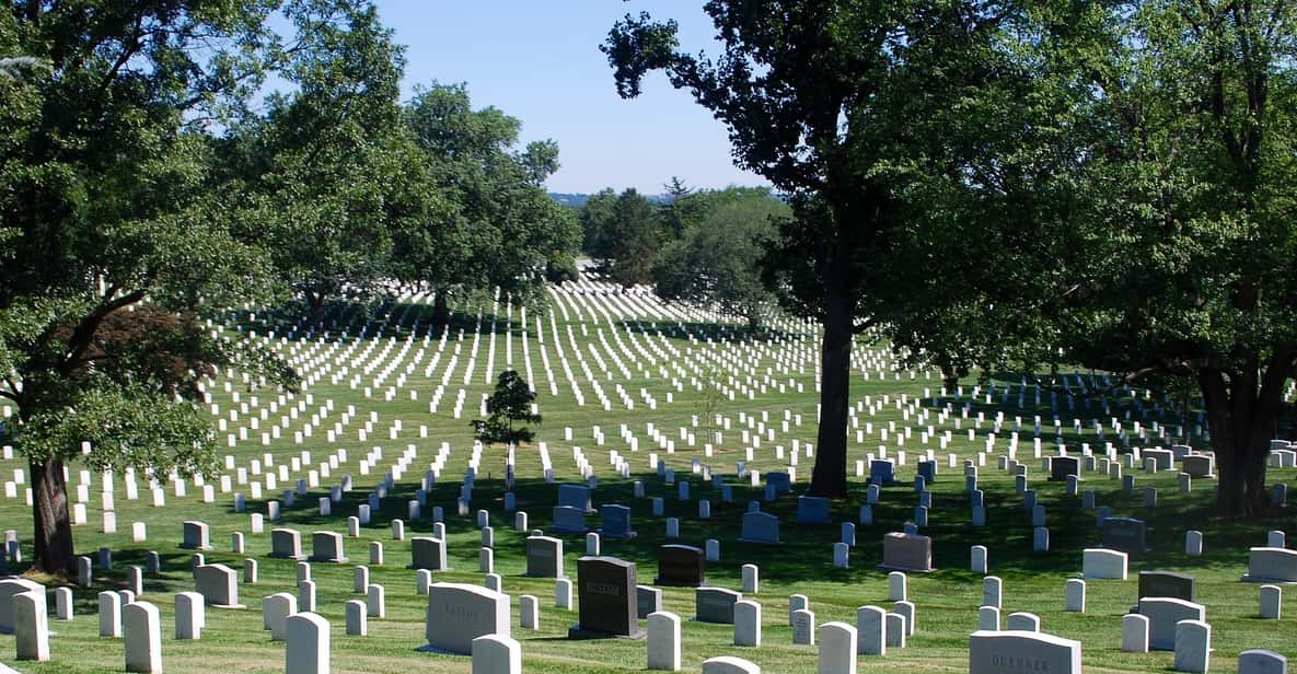 Washington, DC: Arlington Cemetery & Memorials Tour | GetYourGuide