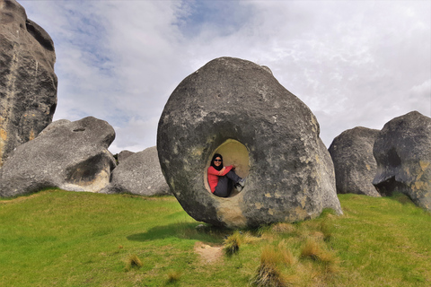 Lyttelton: Excursie aan wal, Grottenstroom &amp; Castle Hill Tour