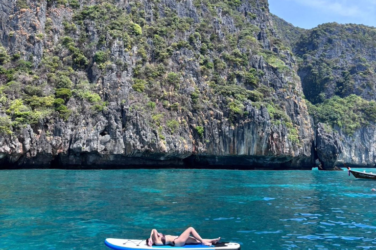 Phi Phi Islands: Shark Snorkeling Phi Phi Islands: PRIVATE VIP Shark Snorkeling - 4h