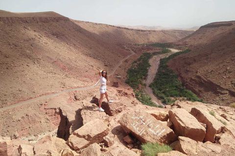 Desde Marrakech: caminata de 2 días a Ait-Benhaddou y Ouarzazate