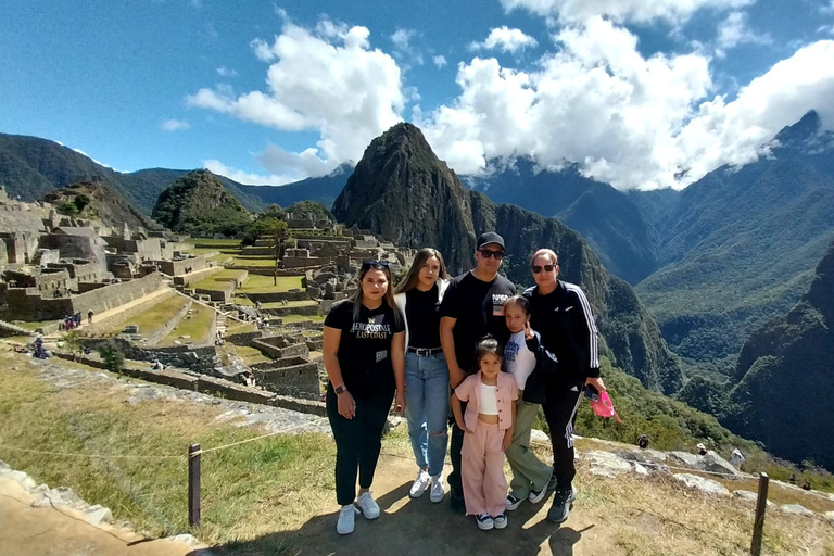 From Cusco: Machu Picchu & Waynapicchu Mountain with tickets