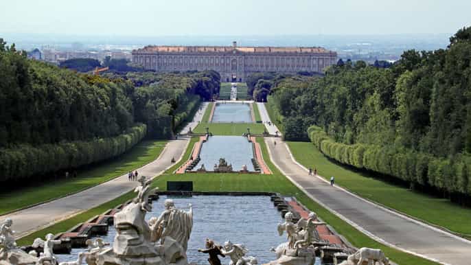 fra roma det kongelige slott i caserta helgedagstur