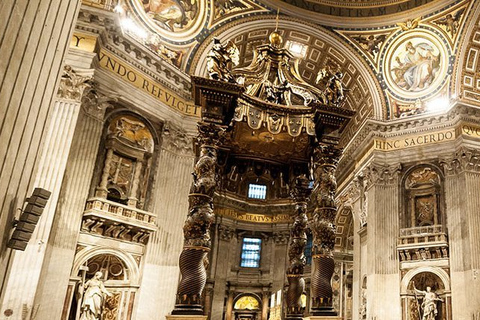 Vatican, Sistine Chapel and St. Peter's Semi Private Tour Semi Private Tour with a maximum 12 people - Spanish