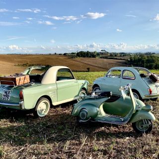 Arezzo and Province: Guided Tour by Driving Vintage Vehicle
