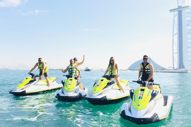 Dubaï : 30 min d’aventure en jet ski