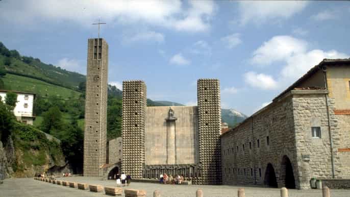 bilbao visite en petit groupe des trois temples de saintignace