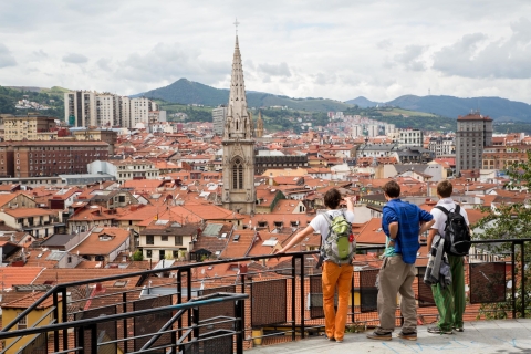 Historisch gebied van Bilbao: wandeltocht met kleine groepenHistorisch gebied van Bilbao: wandeltocht met kleine groepen in het Spaans