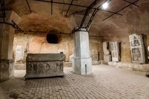Belgrade: 2.5-Hour Underground Tour with Local Wine