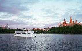 Ottawa: Sightseeing River Cruise