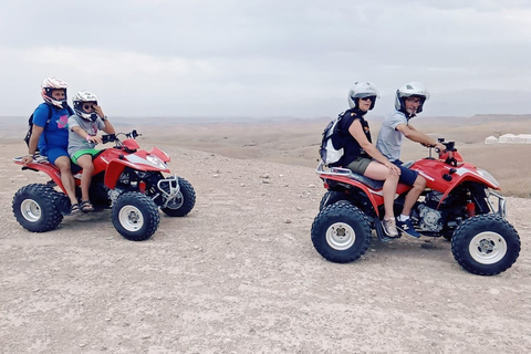 Passeio de quadriciclo e camelo em Agafay com jantar no Chouf L&#039;orMarrakech: Agafay Desert Quad Bike, passeio de camelo e jantar