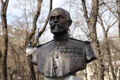 Bucarest: recorrido a pie por museos y galerías