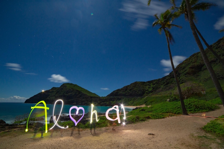 Waikiki: Honolulu Night Sky Photo and Light Painting Tour