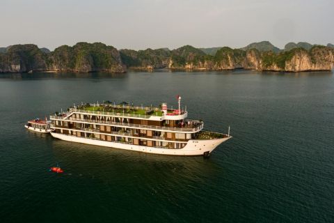 From Hanoi: 2-Day Lan Ha Bay 5-Star Cruise