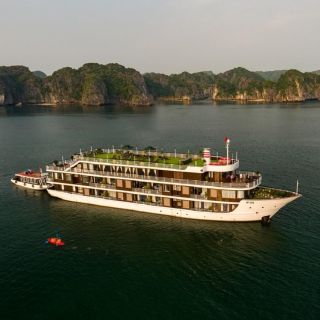From Hanoi: 2-Day Lan Ha Bay 5-Star Cruise