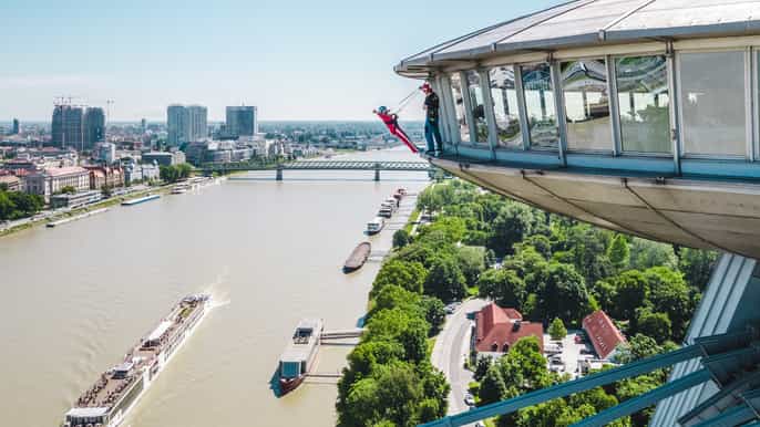 skywalk bratislava con boleto de entrada a la torre de ovnis