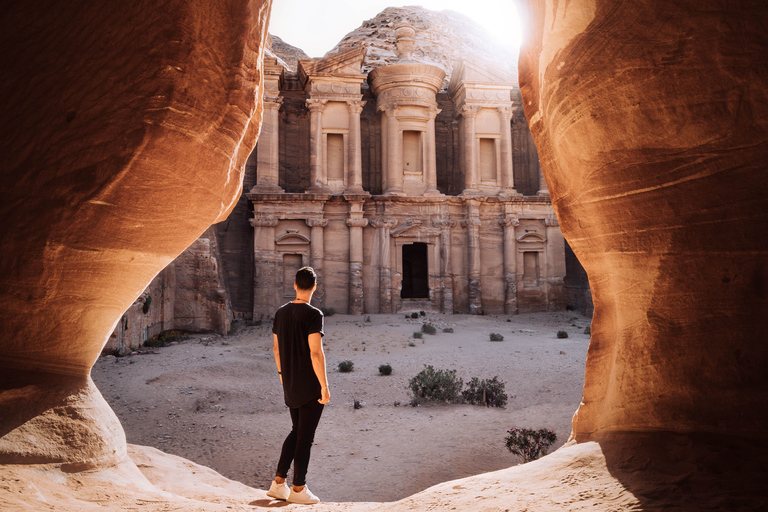 De Amã: Viagem de 2 Dias a Petra, Wadi Rum e Mar MortoTenda Deluxe