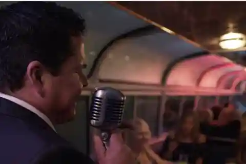 Manchester: Swing and Rat Pack River Cruise