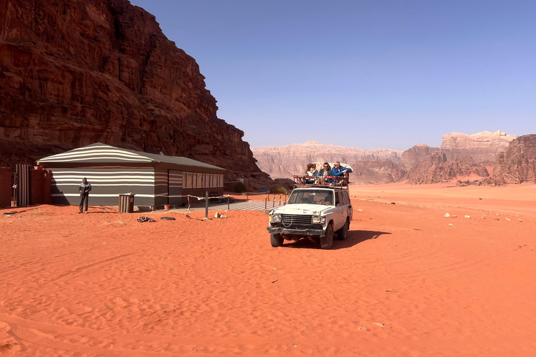 From Wadi Rum: 2-Day Red and White Desert Jeep Tour