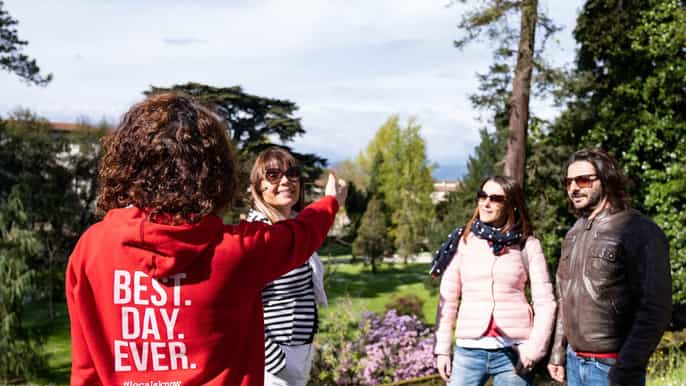 lucca sightseeing tour with gelato