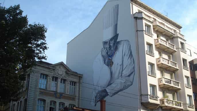 lyon tour privado del mercado de alimentos en les halles paul bocuse