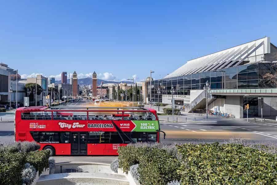 Barcelona: 24- oder 48-stündige Hop-On/Hop-Off-Bustour. Foto: GetYourGuide