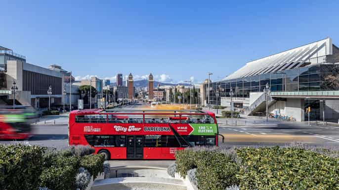 Barcelona: 24 or 48-Hour Hop-On Hop-Off Bus Tour