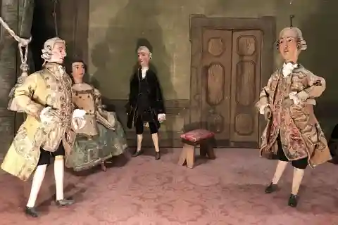 Visita de 2 horas con máscaras y marionetas para niños