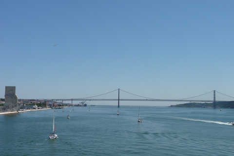 Lisbon 2-Hour Tagus River Sailing Cruise