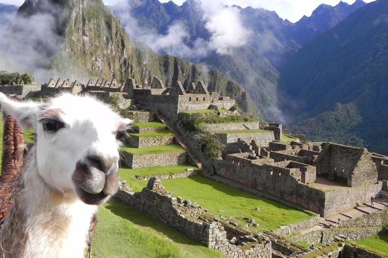 From Cusco: City Tour, Maras, and Machu Picchu 3-Day Tour