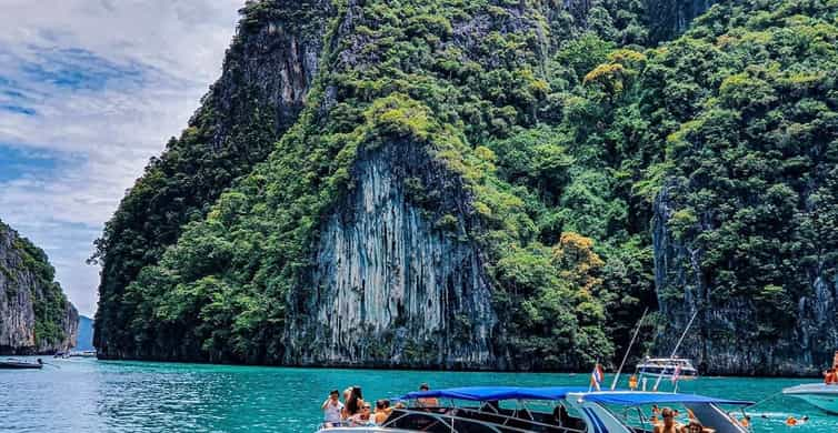 Railay Beach - Krabi's Best Attractions