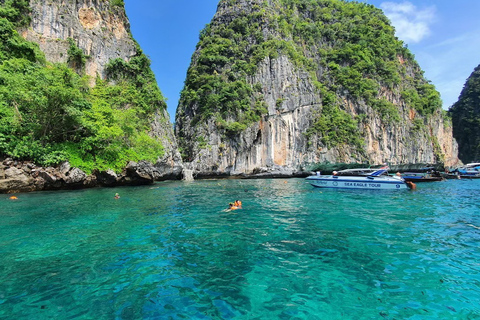 Z Krabi: Jednodniowa wycieczka łodzią motorową na wyspy Phi PhiZ Krabi: całodniowy rejs motorówką na wyspy Phi Phi