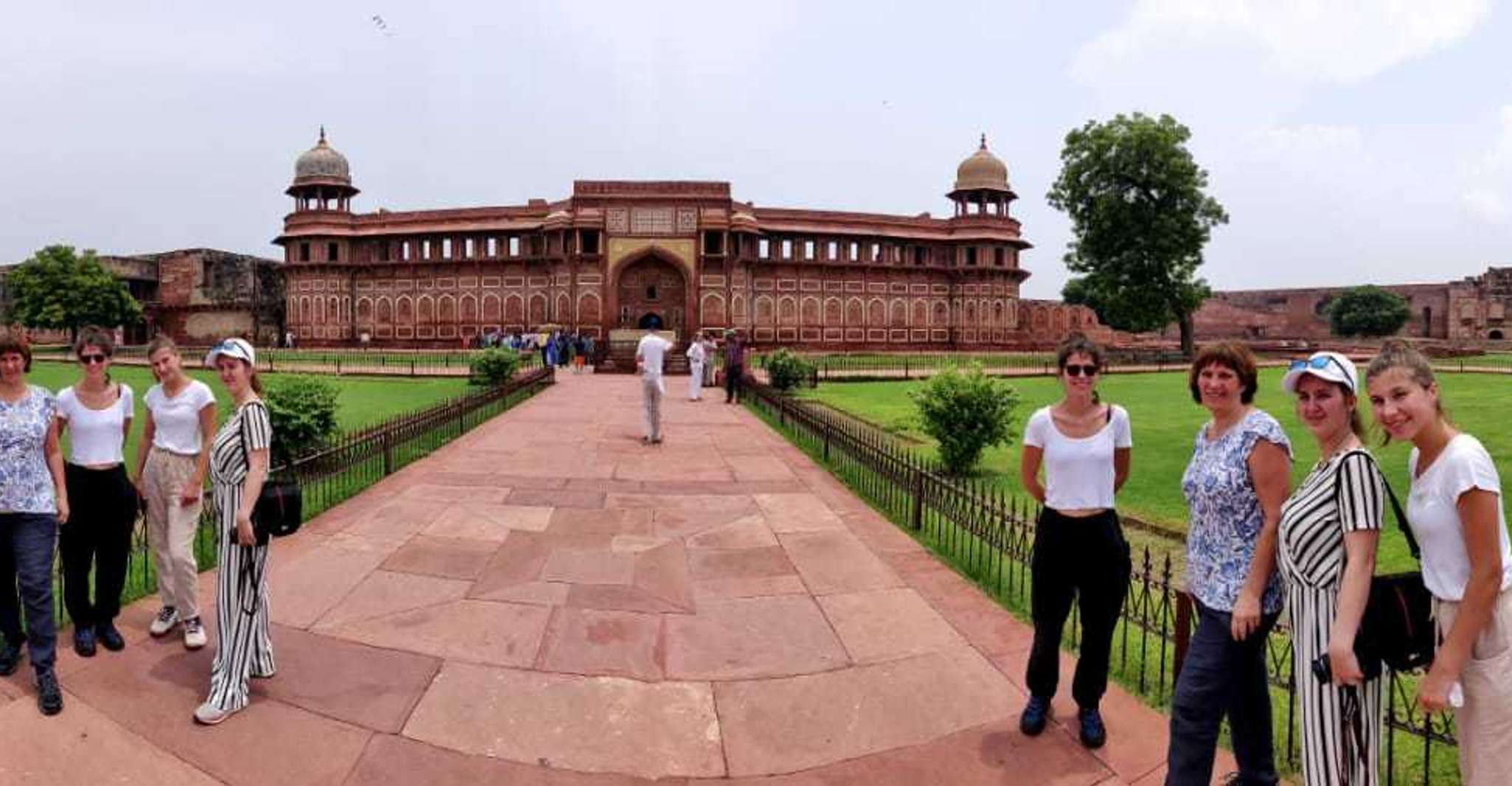 From Delhi, Private Taj Mahal, Agra Fort & Baby Taj Day Trip - Hizvo