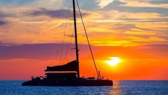 hurghada red sea sunset boat party with drinks transfer