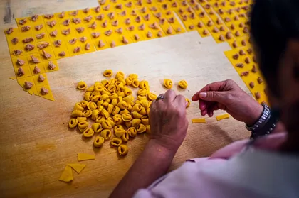 Geheime Foodtour zu Fuß durch Bologna