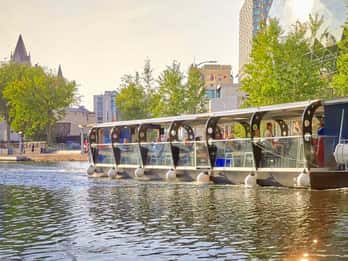 Ottawa: Rideau Canal Cruise Ottawa: Rideau Canal Cruise
