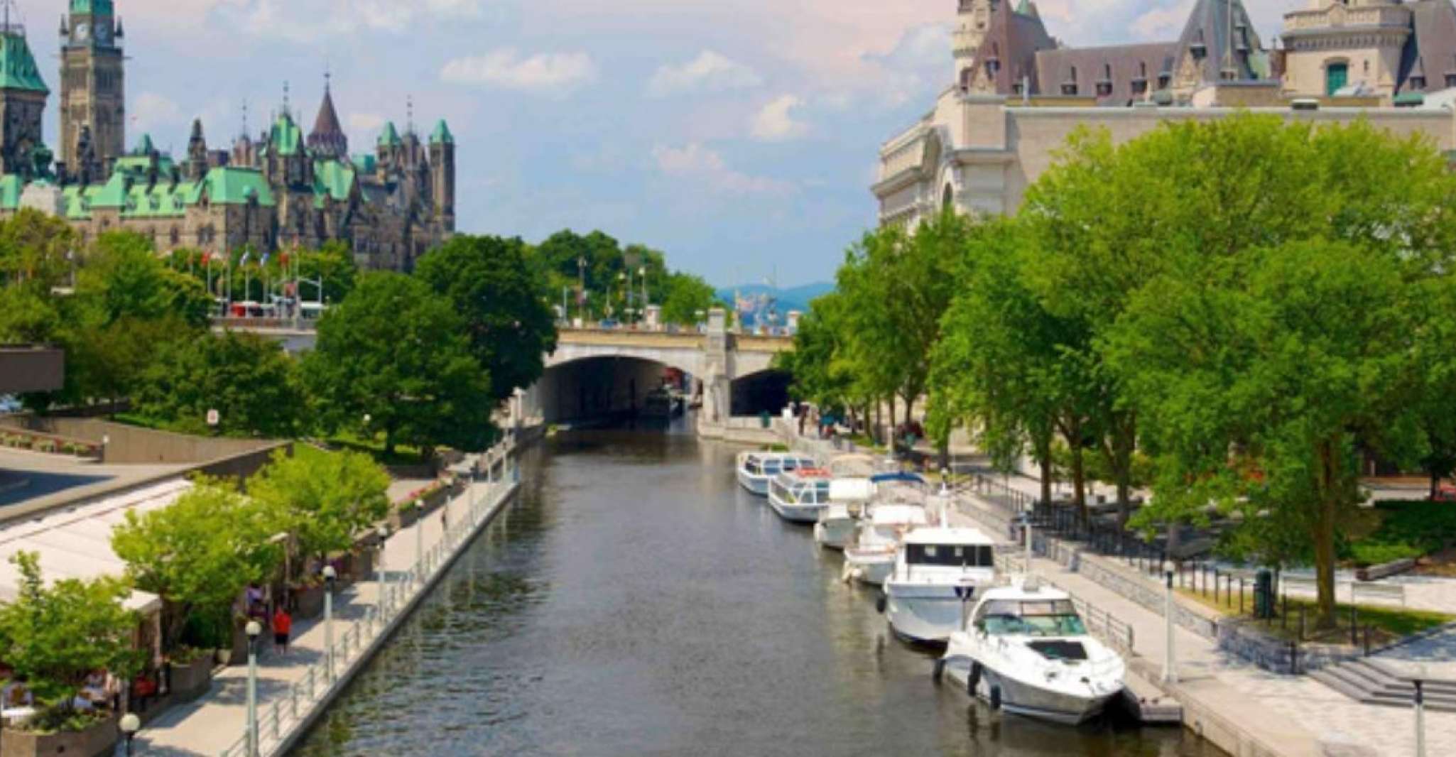 Ottawa, Rideau Canal Cruise - Housity