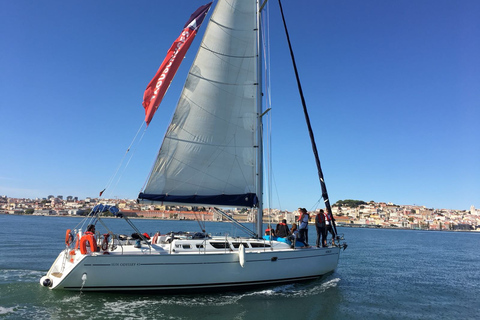 Lisbon 2-Hour Tagus River Sailing Cruise