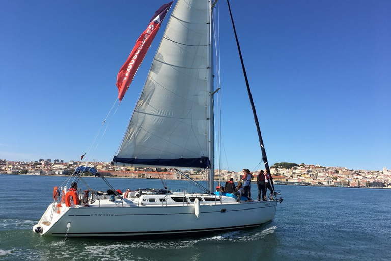 Lisbon 2-Hour Tagus River Sailing Cruise