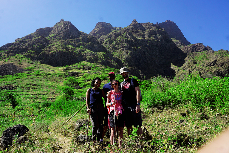 Santiago: Wanderung nach Longueira, Pico de Antónia und Monte Tchota